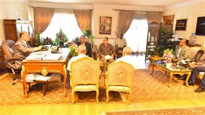 استكمال تسليم وتشغيل الشبكات بمشروعات صرف صحى أسيوط خلال أيام