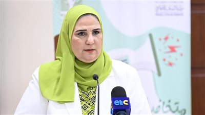 وزيرة التضامن تطلق حملة مكافحة الابتزاز والتحرش الإلكتروني 