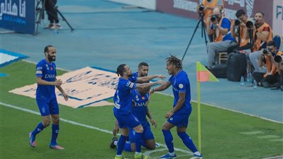 الهلال بطلا للدوري السعودي بعد الفوز على الفيصلي