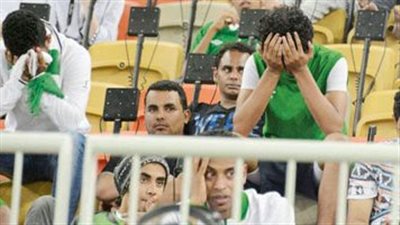 حسرة ودموع.. صدمة جماهير الأهلي السعودي بعد الهبوط للدرجة الأولى | فيديو