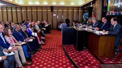  محافظ البحيرة: نجحنا في حل أزمة الكثافة الطلابية