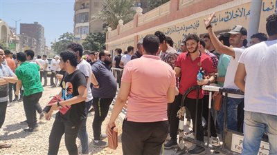 طلاب الفيوم: الفرنساوي في مستوى الطالب المتوسط وغرفة العمليات بلا مشاكل