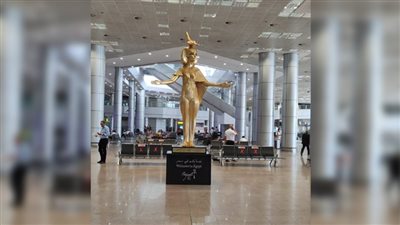 تمثال المعبودة 