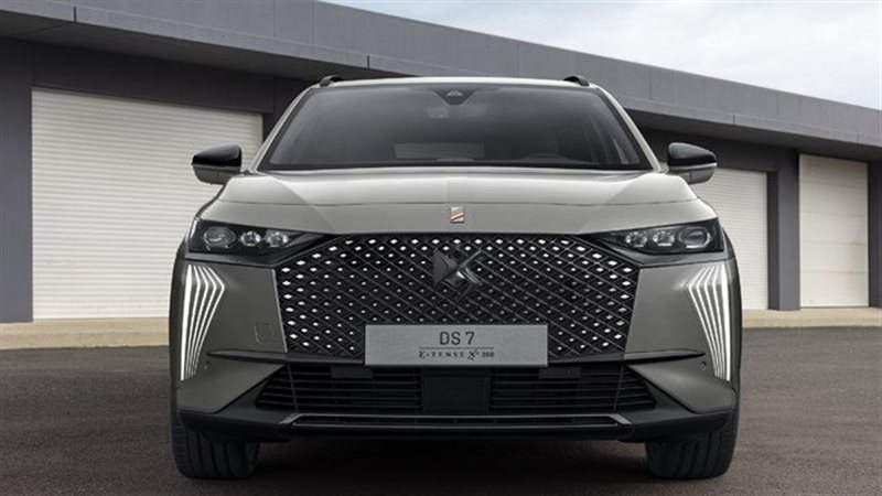 سيارة DS 7 Crossback
