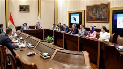 عبدالغفار يبحث استراتيجية تحسين جودة خدمات الأشعة التشخيصية والتداخلية والمناظير