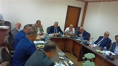 بالأسماء.. مجلس إدارة اتحاد عمال مصر ينتخب هيئة مكتب لدورة جديدة