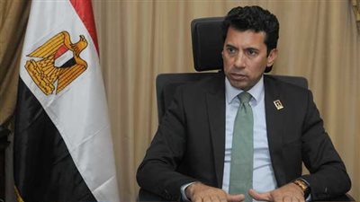وزير الرياضة للأندية: 