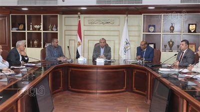 سكرتير عام بني سويف يترأس اجتماع لجنة الأملاك لبحث طلبات تخصيص الأراضي 