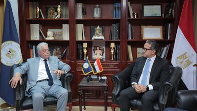 العناني يلتقي محافظ جنوب سيناء لمناقشة استعدادات استضافة مؤتمر تغير المناخ