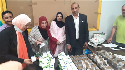 إحباط تهريب مخدرات وأدوية داخل طرد بمطار القاهرة