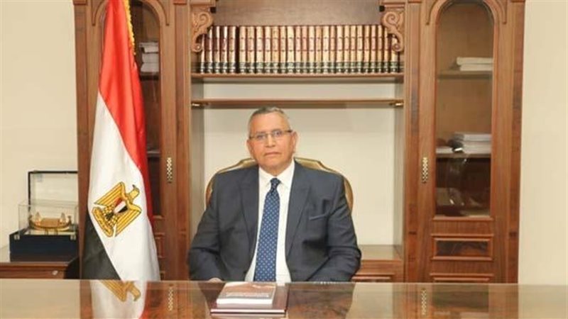 الدكتور عبد السند