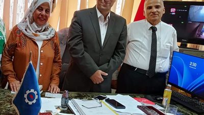 نقيب البيطريين يلتقى محافظ السويس ويطالب بتعيين 20 طبيبا