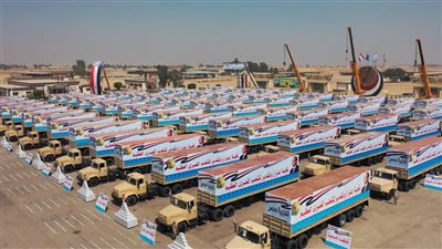 القوات المسلحة توزع كميات كبيرة من الحصص الغذائية بنصف الثمن في المحافظات |صور 