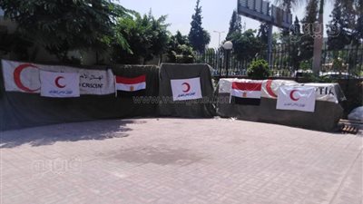 الهلال الأحمر المصري يرسل معونات إغاثية لأفغانستان