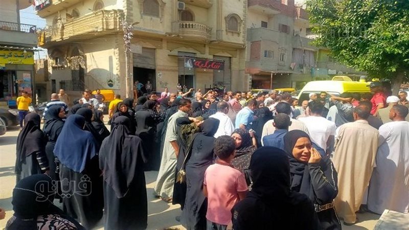 انهيار اسرة قتيلة
