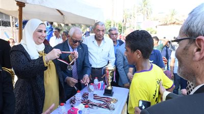 وزيرة التضامن تشهد احتفالات ثورة 30 يونيو 