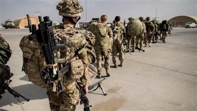 مجندة بريطانية تنهي حياتها بسبب التحرش