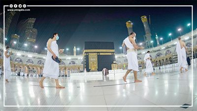 لبيك اللهم لبيك.. حجاج بيت الله يطوفون الكعبة في أول جمعة من ذي الحجة | فيديوجراف