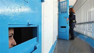 إهمال متعمد.. وفاة أكبر الأسيرات الفلسطينيات سنًا داخل السجون الإسرائيلية