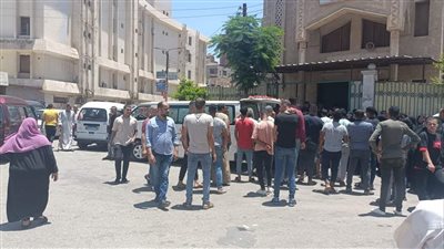  أهالي بنها يشيعون جنازة ضابط توفي في حادث تصادم 