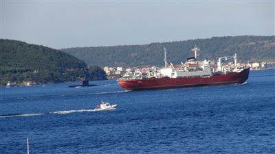 الإنقاذ البحري يكشف تفاصيل جنوح سفينة سياحية بسواحل مرسى علم 