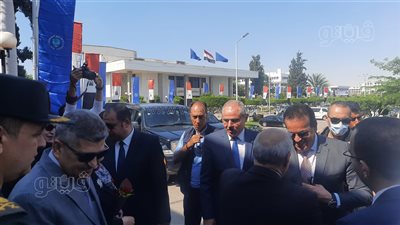 وزير التعليم العالي يصل جامعة قناة السويس | صور