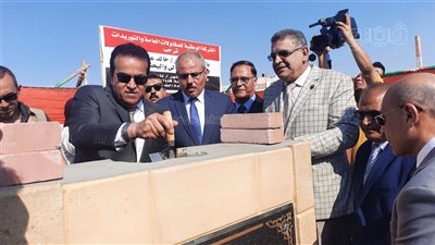 عبد الغفار ورئيس جامعة قناة السويس يضعان حجر الأساس لمستشفى جراحات الأطفال | فيديو وصور
