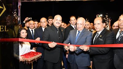 القوات المسلحة تفتتح فندق 