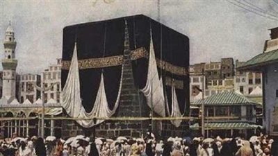 على الإبل وبالسيارات.. فيديو نادر لموسم الحج عام 1938