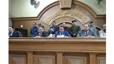 اليوم.. النطق بالحكم على المتهمين بدس 250 ألف قرص مخدر في حقائب معتمرات الشرقية