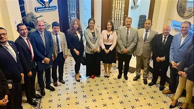 التنسيقية تعقد جلسة حوار مجتمعي مع ممثلي وزارة الصناعة