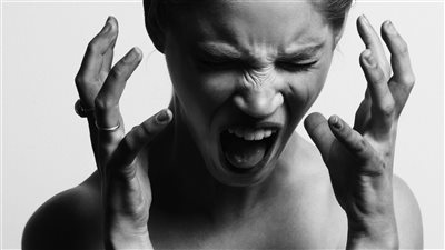 تفسير حلم اللطم في المنام وعلاقته بالخير الكثير والخروج من المشاكل