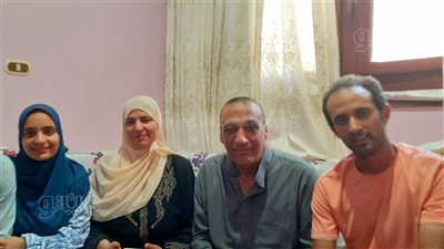 الأولى على الدبلومات الفنية تجارى: حلم حياتى الالتحاق بكلية التجارة|فيديو