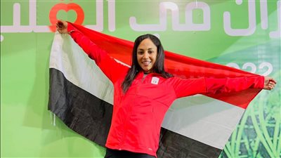 بسنت حميدة تتوج بالميدالية الذهبية لمنافسات 200 متر عدو 