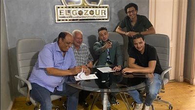 تفاصيل عودة أحمد الفيشاوي للكوميديا بفيلم رهبة