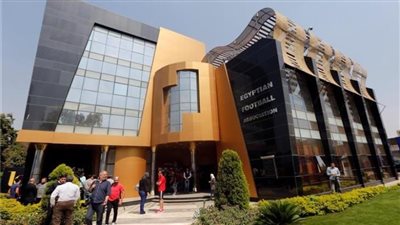 بعد قرار الكاف.. مصير الجهاز الفني الجديد لمنتخب مصر