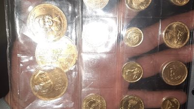 ضبط محاولة تهريب عدد من العملات النقدية الذهبية التذكارية بمطار القاهرة