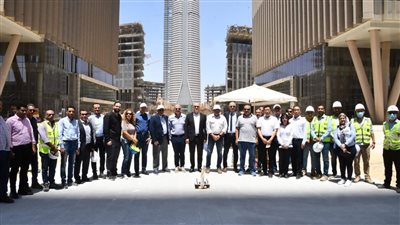 وزير الإسكان يتفقد منطقة الأعمال المركزية بالعاصمة الإدارية الجديدة