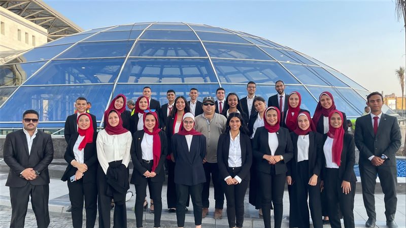 طلاب جامعة القاهرة