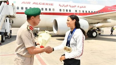 القوات المسلحة تستقبل البطلة بسنت حميدة صاحبة الإنجاز التاريخي بدورة ألعاب البحر المتوسط 