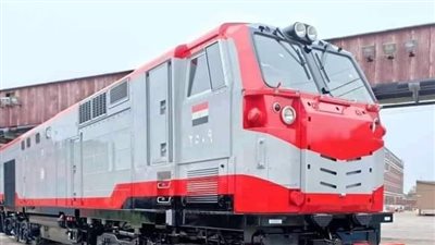 يقظة قائد قطار تمنع كارثة على خط القاهرة - الفيوم