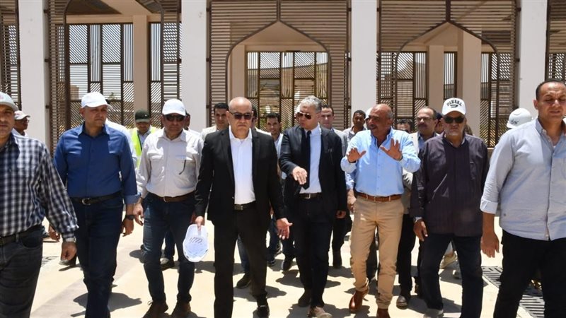 جولة وزير الإسكان