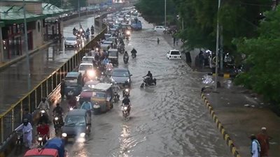 مصرع 9 أشخاص بسبب الأمطار الموسمية في باكستان