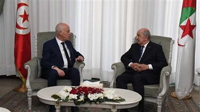 إعادة فتح الحدود البرية بين الجزائر وتونس
