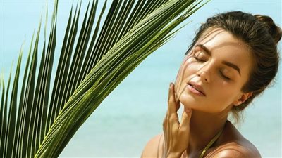 مخاطر كريمات الشمس المغشوشة.. ونصائح لحماية البشرة في الصيف | فيديو