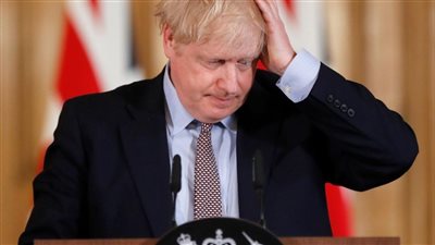 على الرغم من استقالته.. كيف يخطط جونسون للبقاء لفترة أطول في الحكم؟