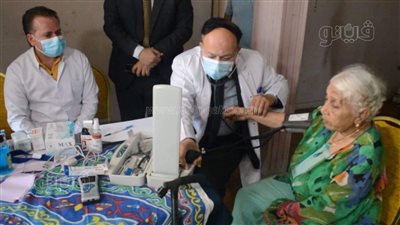 ملهاش مكان ولا أولاد.. استغاثة إخلاص حلمي تؤجل قرار إزالة العوامة 77