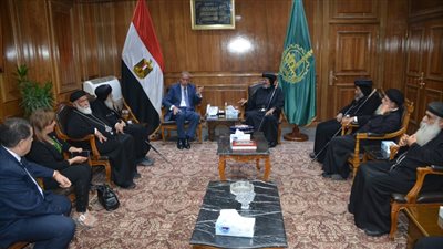 محافظ القليوبية يستقبل وفدا من كنائس المحافظة للتهنئة بعيد الأضحى