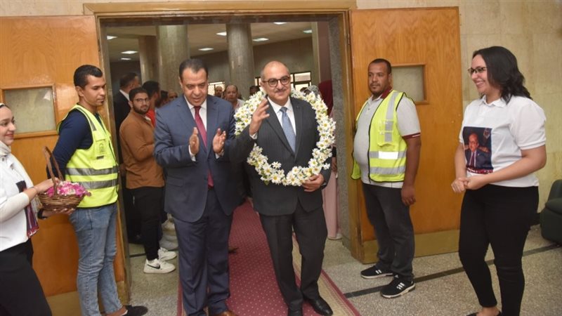 رئيس جامعة أسيوط
