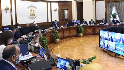 رسالة عاجلة من مدبولى للمواطنين بسبب ارتفاع إصابات كورونا.. ويطالب الإعلام بتسليط الضوء على أبطال مصر في دورة ألعاب البحر المتوسط